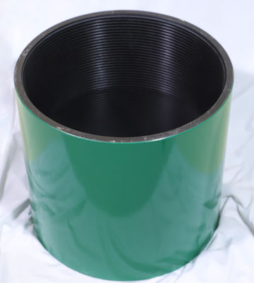 購入 5 1/2 API 5CTチュービングとキャッシング 石油&ガス井戸のための炭素鋼プレミアムスロード結合 online manufacture